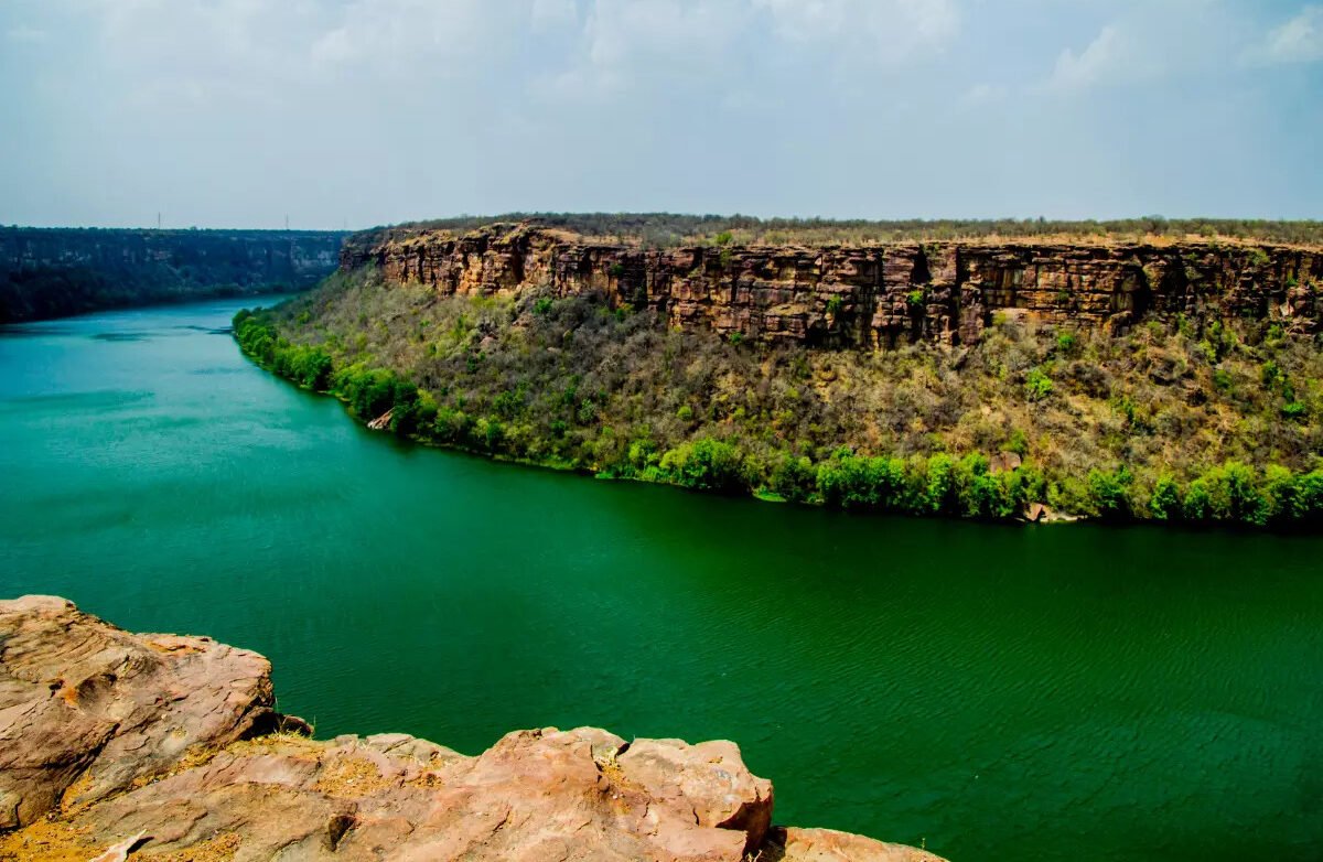Chambal-river-gorge